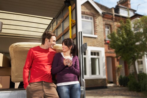 Unpacking support for a flat near Bayswater and nearby areas